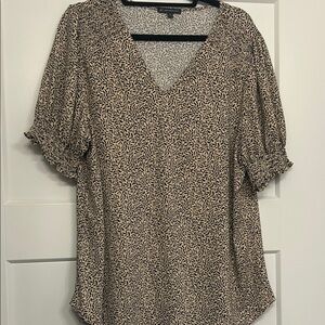 Women's Tan and Black Patterned Top